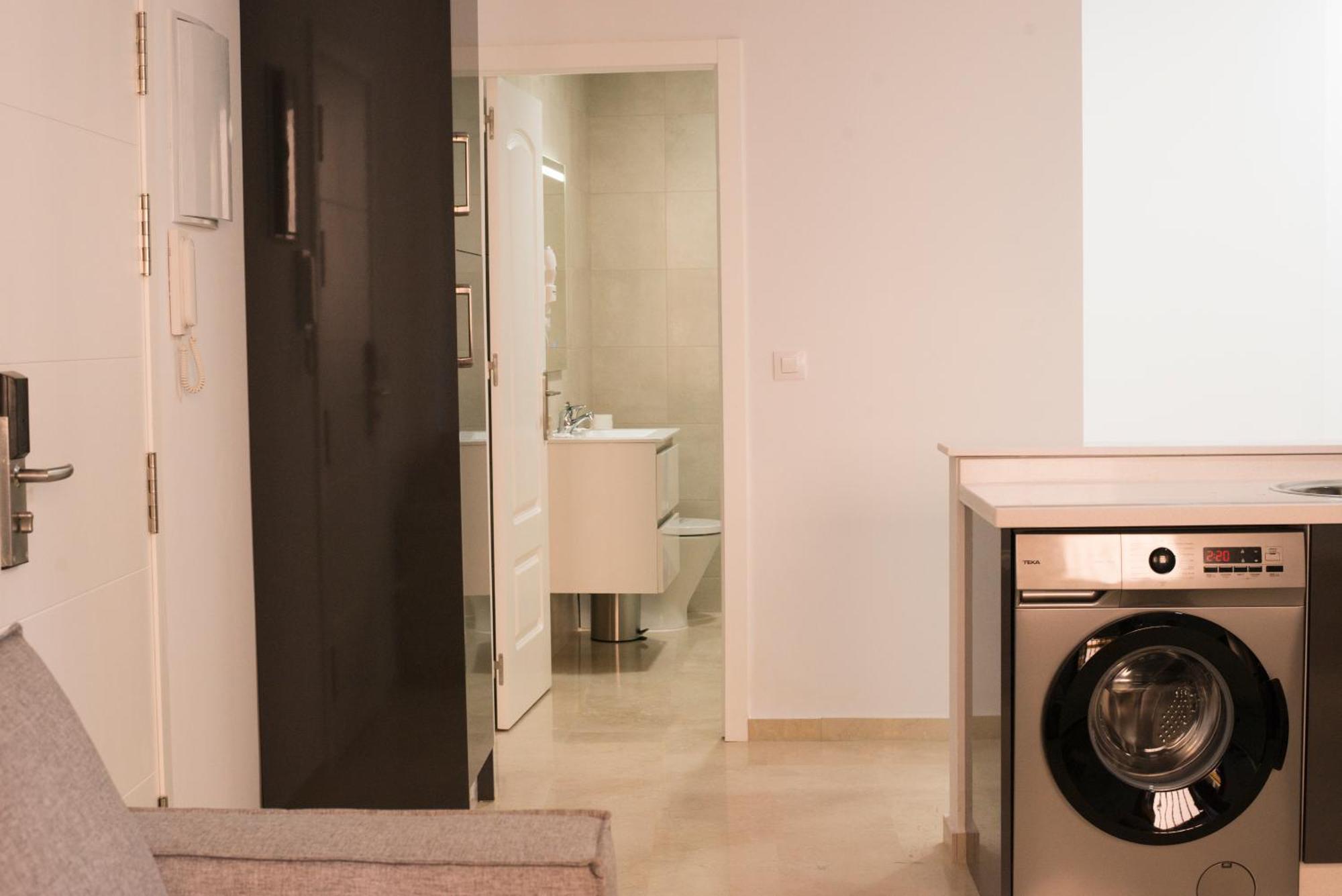 Apartamentos La Pila Del Pato Севилья Экстерьер фото