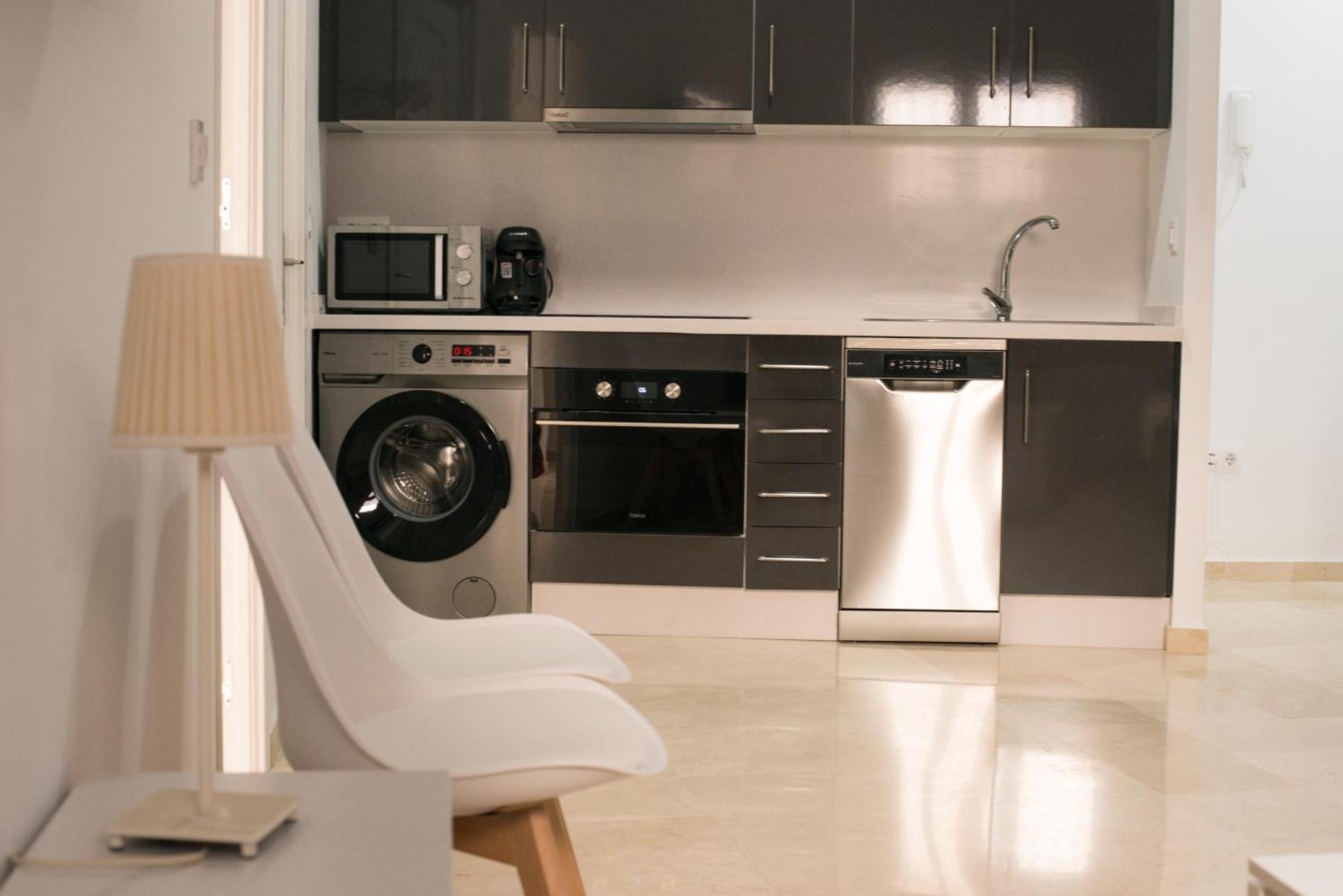 Apartamentos La Pila Del Pato Севилья Экстерьер фото